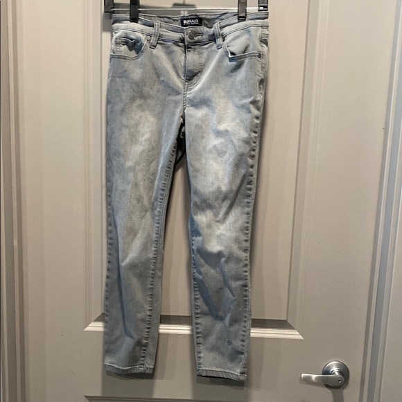 Buffalo David Bitton Aubrey Capri Skinny Jeans Size 6/28 Distressed - Picture 1 of 6